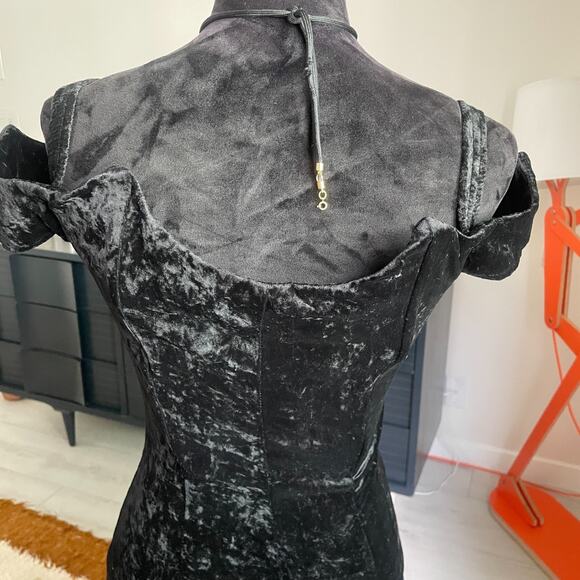 Catwoman Collection All That Jazz Vtg 1991 Black Velvet Dress DC Medium Mini - Picture 6 of 9